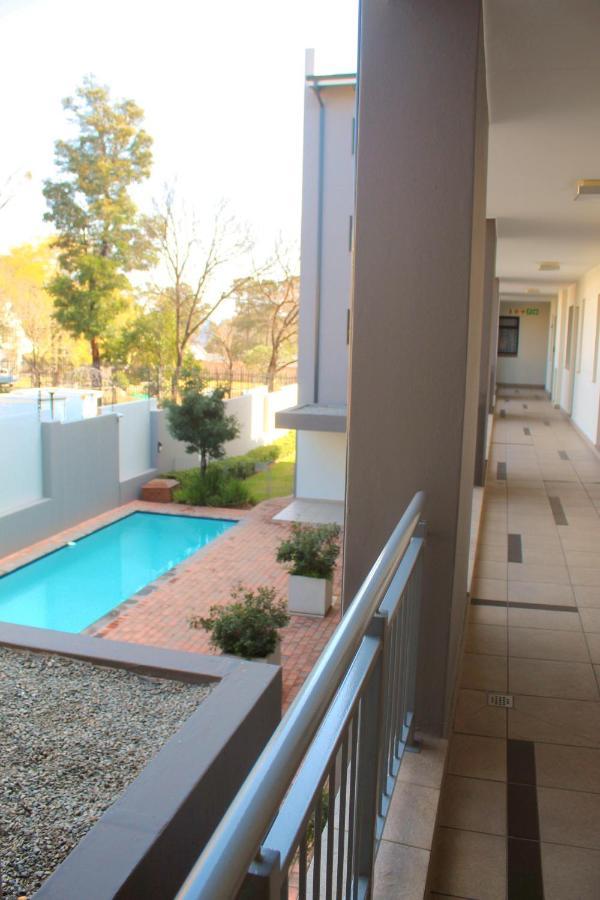 Staycation Sandton Apartment Johannesburg Exterior photo